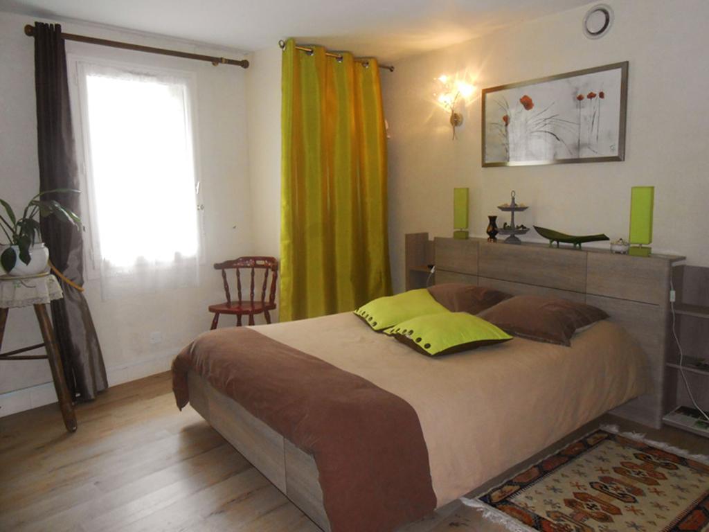 Les Locations Du Puits Bed and Breakfast Rochefort-en-Terre Δωμάτιο φωτογραφία