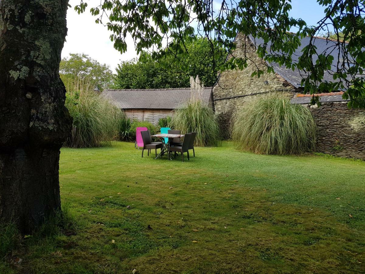 Les Locations Du Puits Bed and Breakfast Rochefort-en-Terre Εξωτερικό φωτογραφία